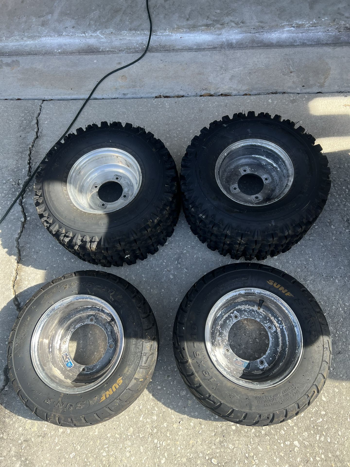 Banshee Wheels & Tires