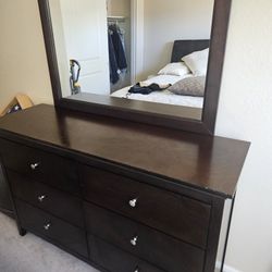 2 Piece Bedroom Set