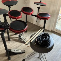 Alesis Nitro Max Electronic Drum Kit 