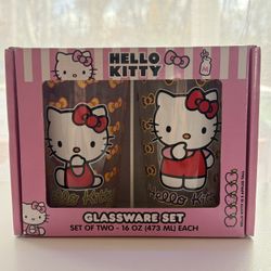 Hello Kitty Glassware Set