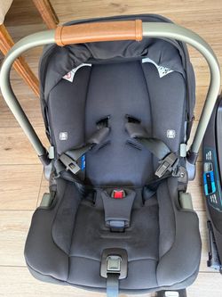 Nuna Pipa carseat & Base black