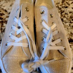 Brand New All Star Converse Size 6