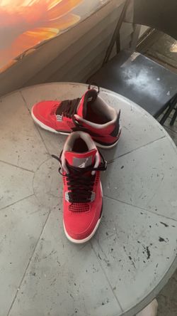 Jordan 4