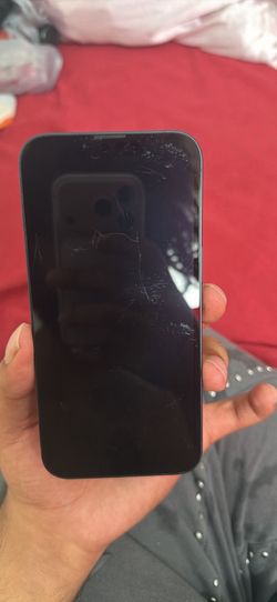 Iphone 13 (UNLOCKED)