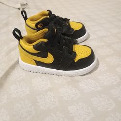Nike Toddler 6c