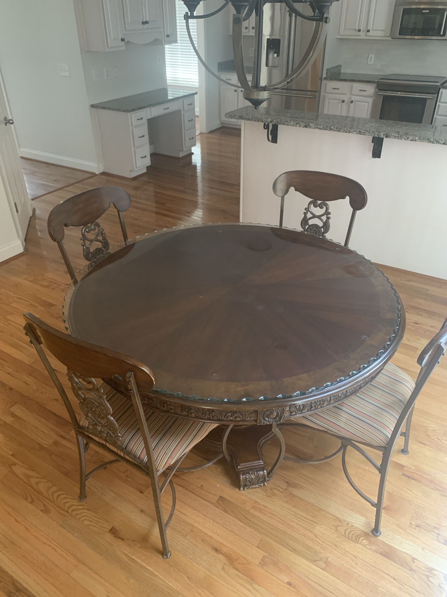 Round Glass Topped Dinning Table 