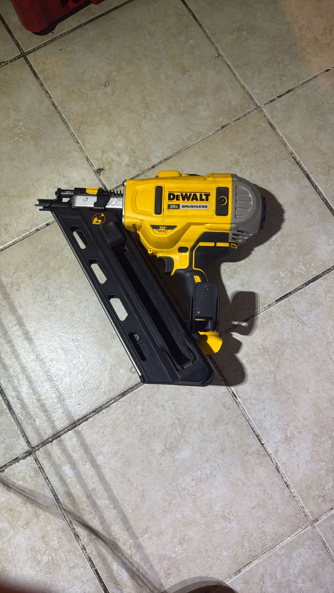 DeWalt 20V Max Brushless 30 Degree Framing Nailer