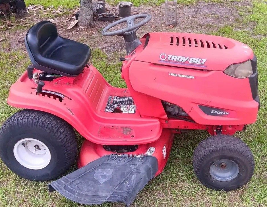 Troy-Bilt-Pony-17.5hp-42-deck-Mower
