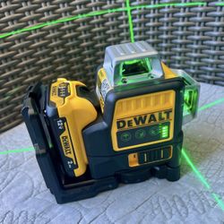 Laser Level Dewalt 360°