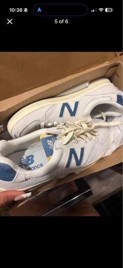 New Balance Low-Top Sneakers Sz 8.5