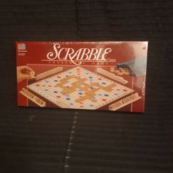 NEW Scrabble Crossward Game 