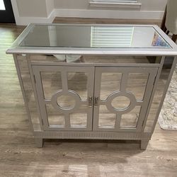 mirrored hutch or nightstand