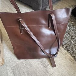 Woman’s Brown Leather Handbag