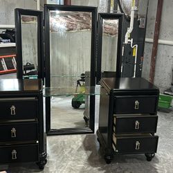 Vanity , Make Up Vanity 