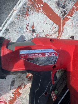 Milwaukee finishing nailer 15 gauge