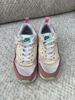 Girls Nike air max Sneakers 