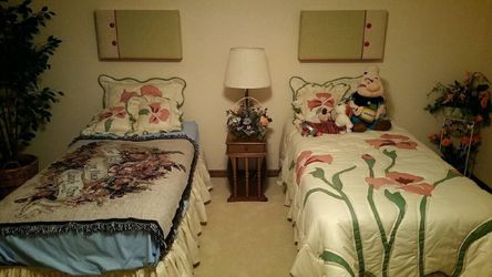 2 full size beds with bedframes can make 1 king