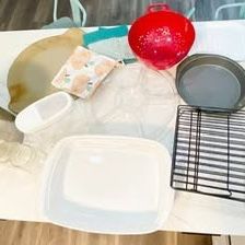 *****MISC KITCHEN ITEMS: POTHOLDERS, COOKING POT, DISH PAN, STRAINER, PIZZA STONE, ETC. (USED)*****