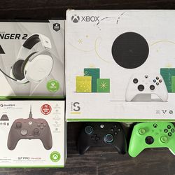 Xbox Series S 512GB Bundle PLEASE READ!