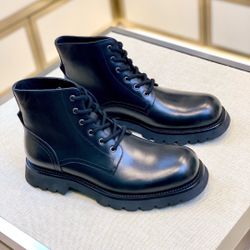 Pr,ada     shoes