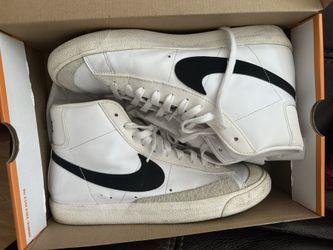 Nike Blazer Mid