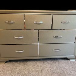 Champagne Glam 7 Drawer Dresser