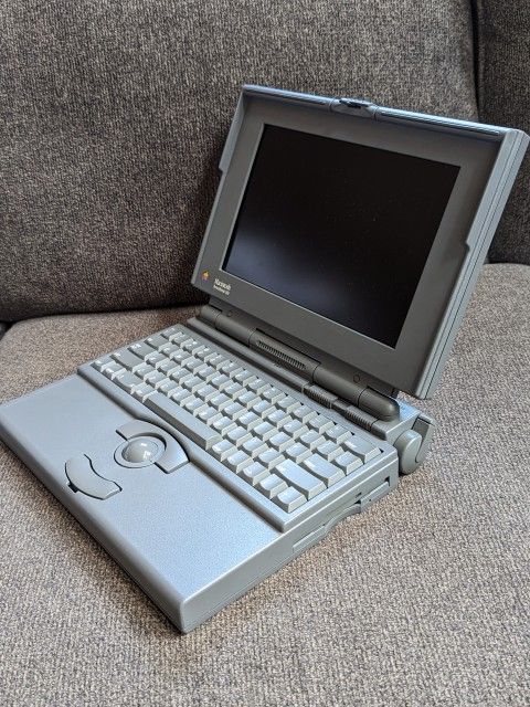 Vintage Mac Macintosh Apple PowerBook 160 Laptop For Parts As Is
