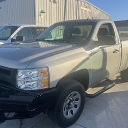 Chevy Silverado Ford F-150