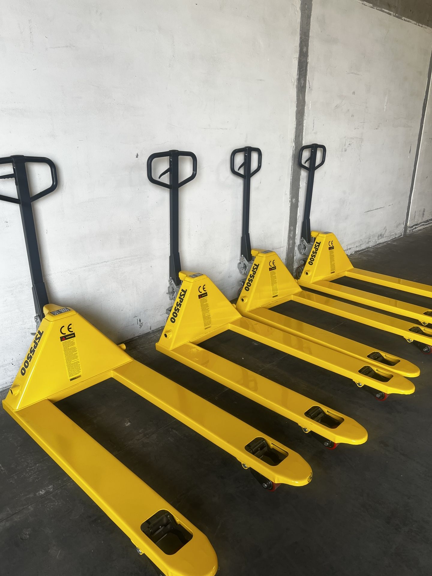 PALLET JACKS FOR SALE