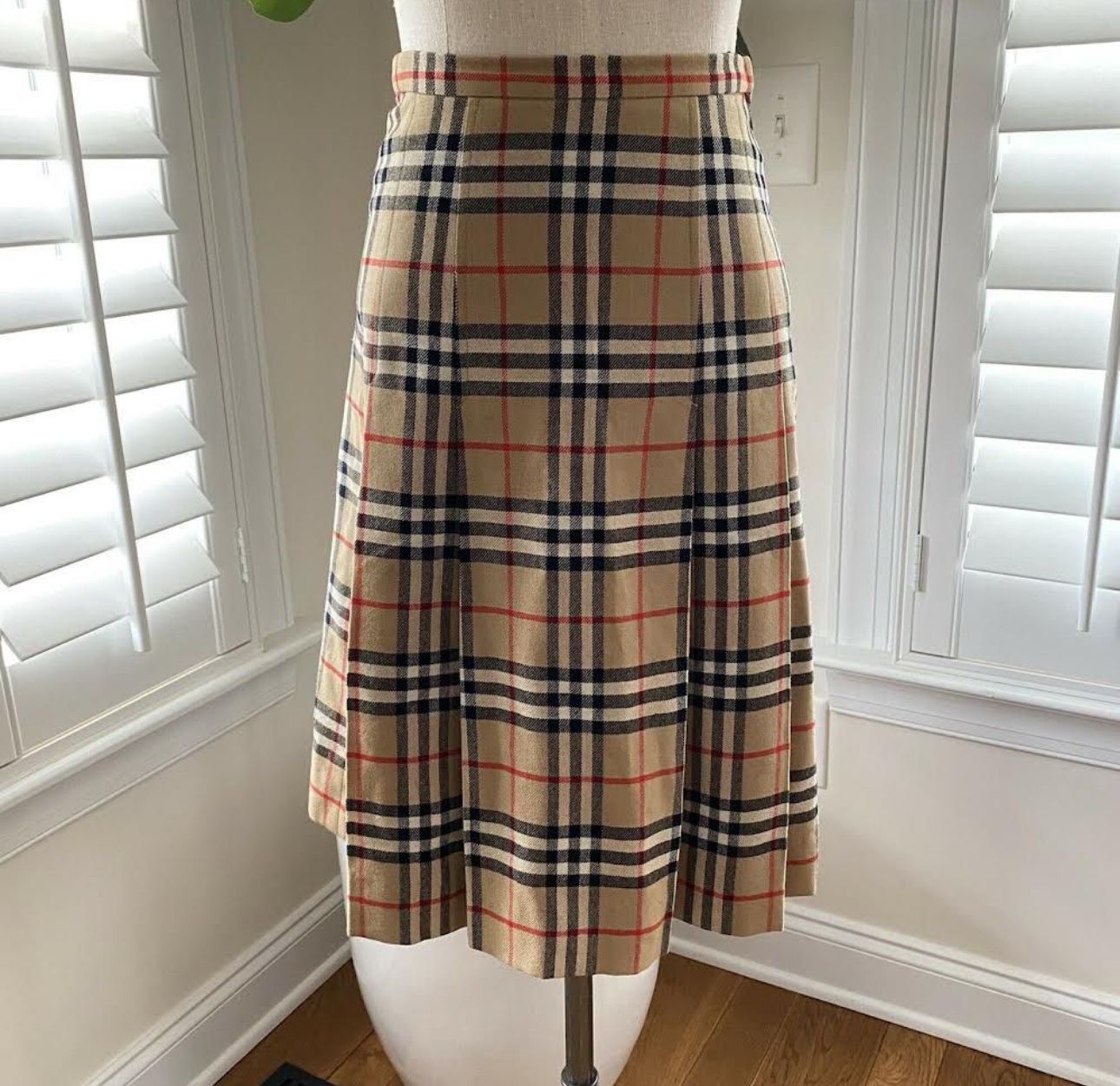 Burberry Wool Skirt, Vintage Burberry Skirt, Burberry Plead Skirt