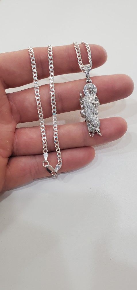 San Judas With 26inch Chain