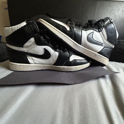 Nike Air Jordan 1 Retro High OG Black White