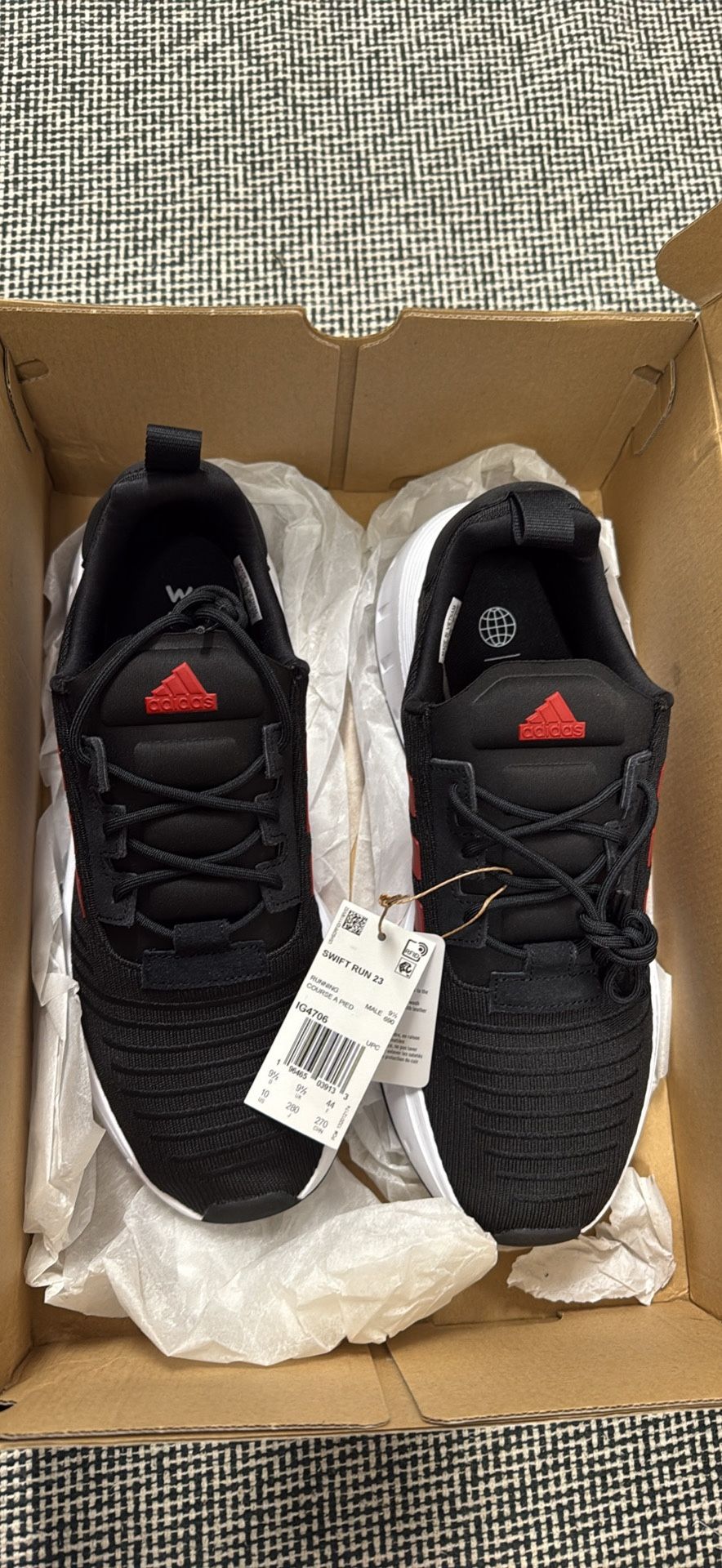 Adidas Men Size 10