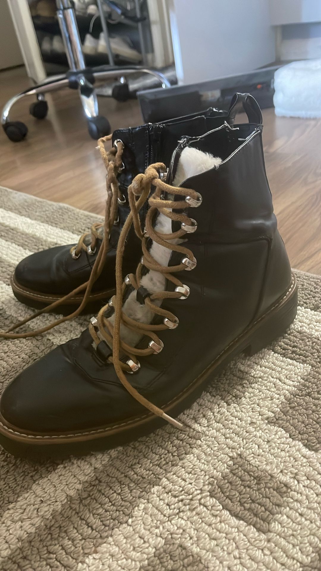 Black Boots