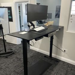 Electric Adjustable Standing Desk 