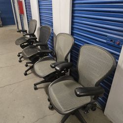 4 Herman Miller Size B FULLY ERGONOMIC 