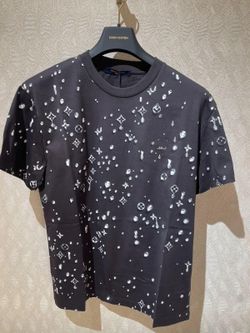 LOUIS VUITTON, Monogram Short-Sleeved T-shirt COD. 1AJCBL