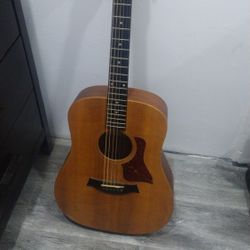 Taylor Big Baby Guitar 