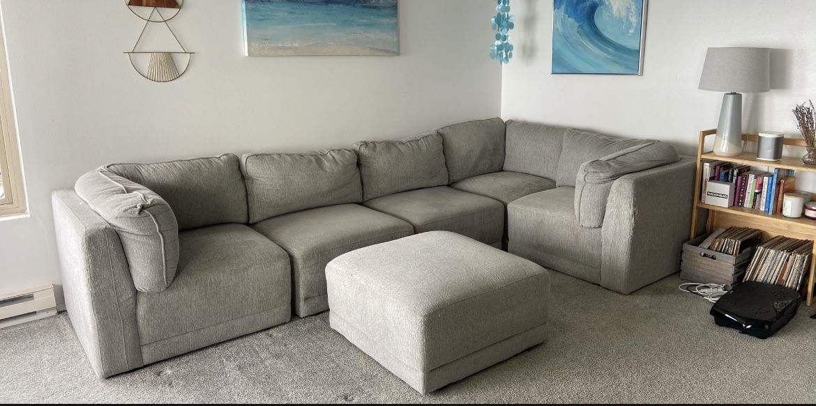 Sectional Couch 