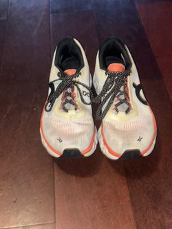 On Cloud Shoes Women’s Size 7, White And Red