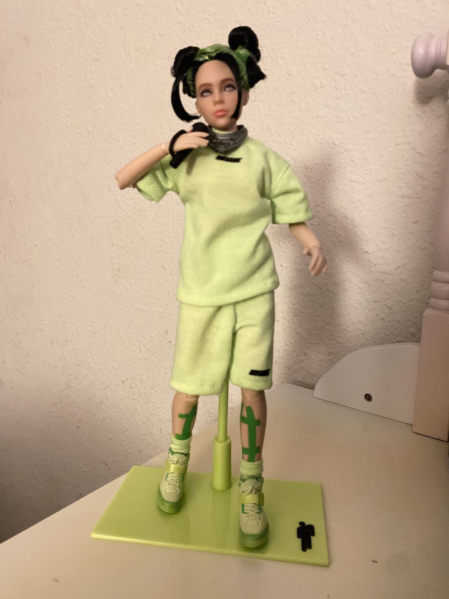 Billie Eilish LA Live Fashion Doll - never played with it