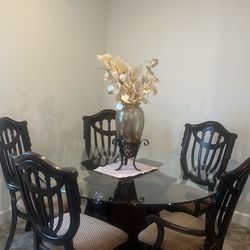 Glass Dining Table And Chairs 