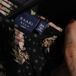 Kaari Blue Curvy 3X Black & White Tiered Sleeveless Peplum Top