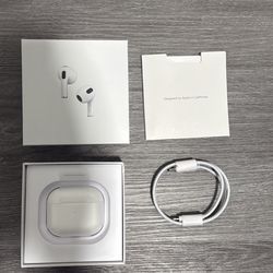 AIRPODS Wireless Bluetooth gen-3 In-Ear Earbuds with Charging Case.