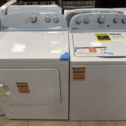 Whirlpool Washer And Gas Dryer 