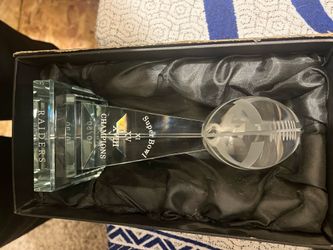 RAIDERS Limited Edition Replica Trophy /50