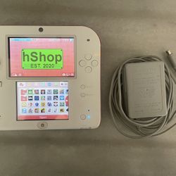 CUSTOM USED White/Red Nintendo 2DS Handheld Console, New Super Mario Bros 2 Edit