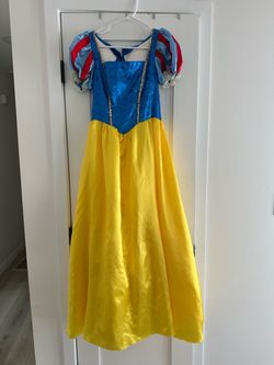 Disney Snow White womens halloween costume