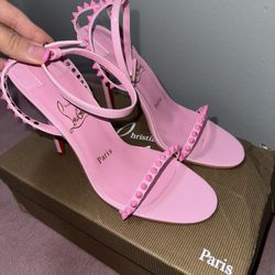 PINK HEELS