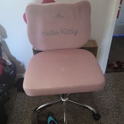 Hello Kitty Chair